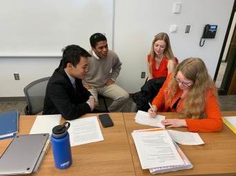 Picture of Con Law class group 2
