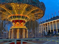 flying swing carousel